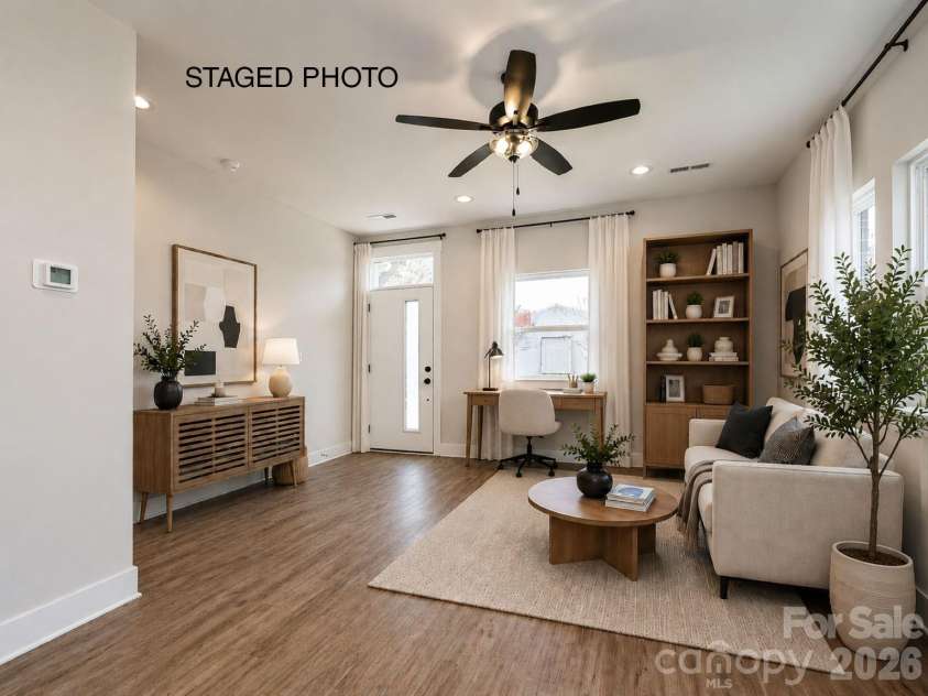920 Callahan Street, Charlotte, NC 28206.  MLS# CAR4208866, YatesRealty ID 2500. 1st Floor Flex Room *Virtually Staged*