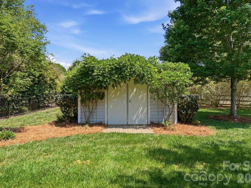 1411 Kronas Circle, Waxhaw, NC 28173.  MLS# CAR4383292, YatesRealty ID 25001. 