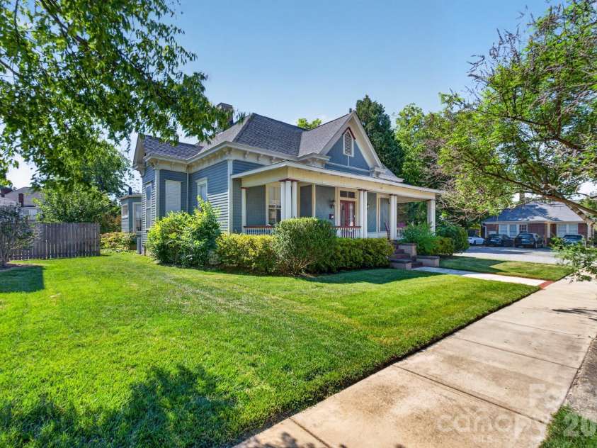 110 Reid Street, Rock Hill, SC 29730.  MLS# CAR4381579, YatesRealty ID 25002. 