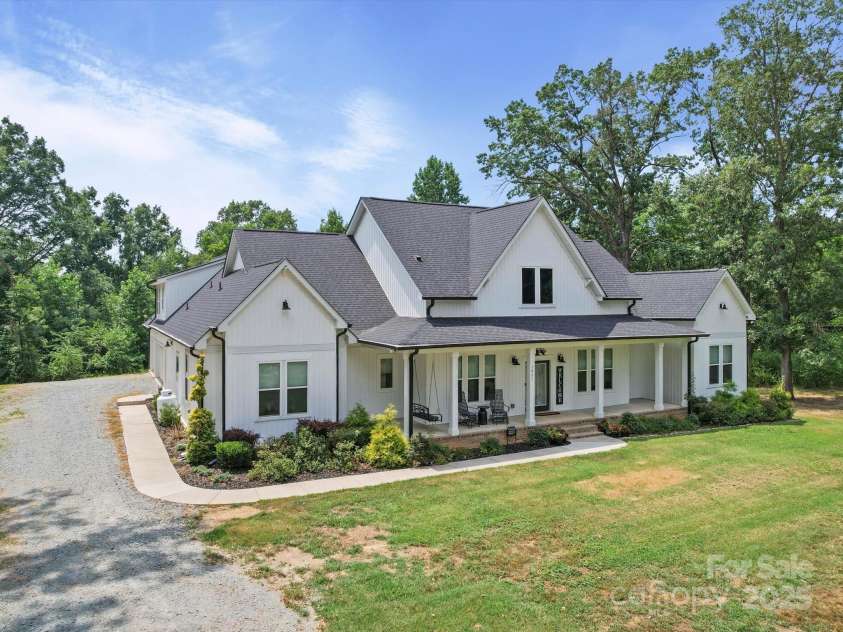 1421 Hamilton Crossroads Road, Marshville, NC 28103.  MLS# CAR4279606, YatesRealty ID 25003. 