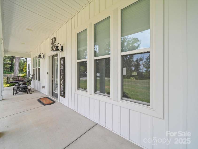 1421 Hamilton Crossroads Road, Marshville, NC 28103.  MLS# CAR4279606, YatesRealty ID 25003. Front Porch