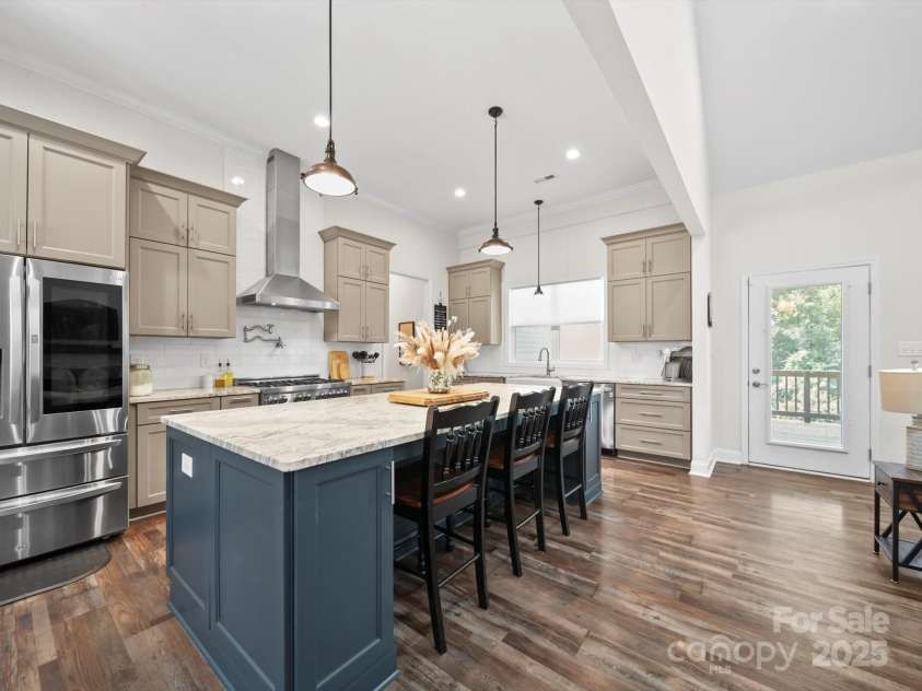 1421 Hamilton Crossroads Road, Marshville, NC 28103.  MLS# CAR4279606, YatesRealty ID 25003. Main Floor Kitchen