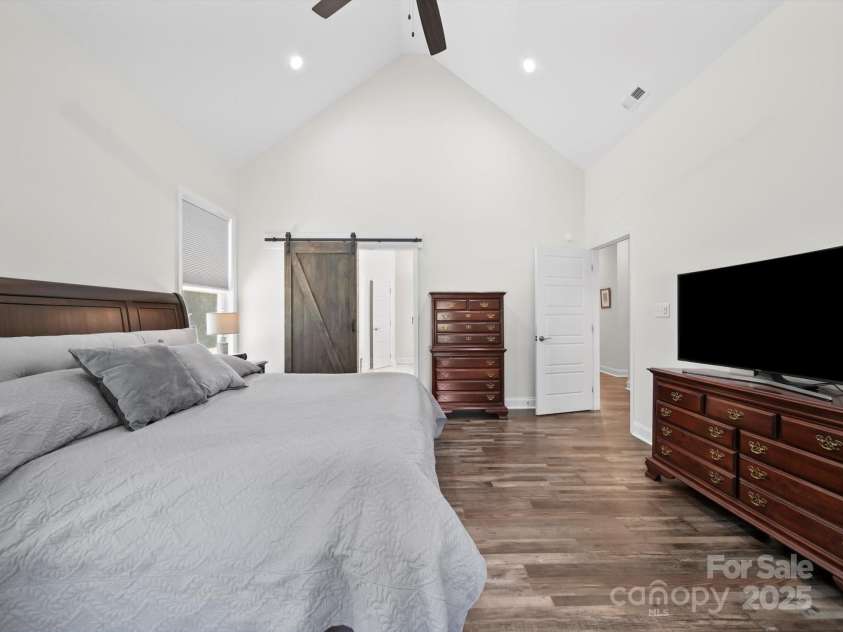 1421 Hamilton Crossroads Road, Marshville, NC 28103.  MLS# CAR4279606, YatesRealty ID 25003. Primary Bedroom