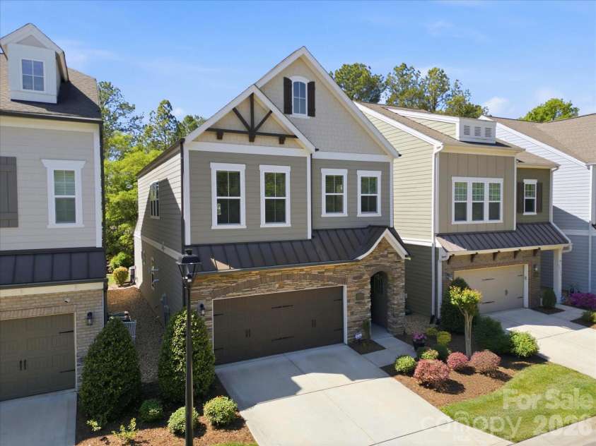 8924 Boling Green Drive, Charlotte, NC 28277.  MLS# CAR4365120, YatesRealty ID 25003. 