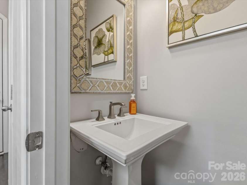 8924 Boling Green Drive, Charlotte, NC 28277.  MLS# CAR4365120, YatesRealty ID 25003. 