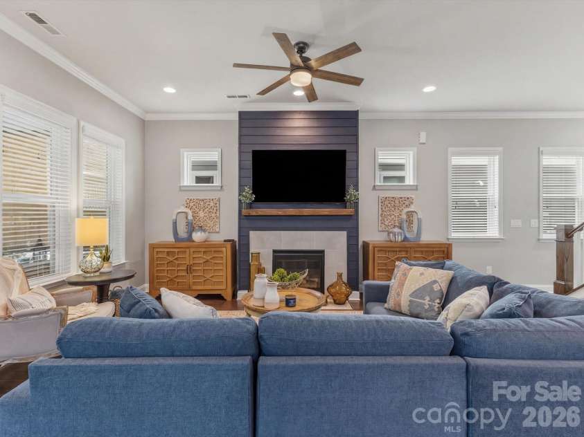 8924 Boling Green Drive, Charlotte, NC 28277.  MLS# CAR4365120, YatesRealty ID 25003. 