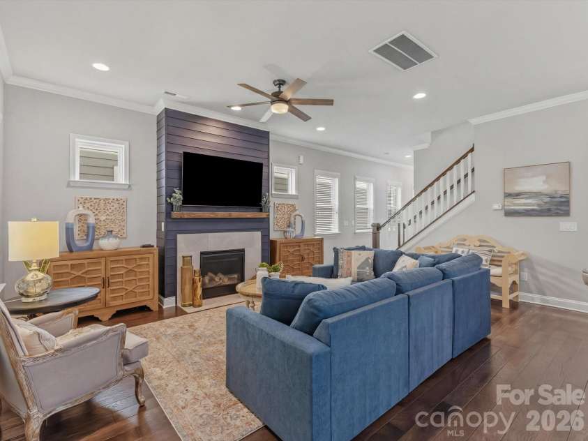 8924 Boling Green Drive, Charlotte, NC 28277.  MLS# CAR4365120, YatesRealty ID 25003. 