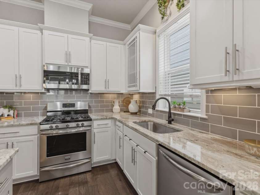 8924 Boling Green Drive, Charlotte, NC 28277.  MLS# CAR4365120, YatesRealty ID 25003. 