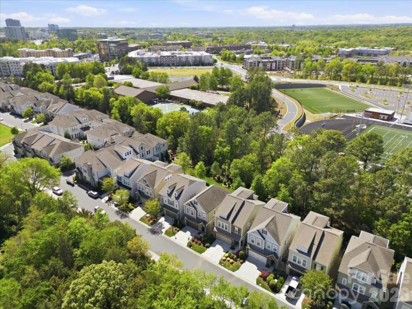 8924 Boling Green Drive, Charlotte, NC 28277.  MLS# CAR4365120, YatesRealty ID 25003. 