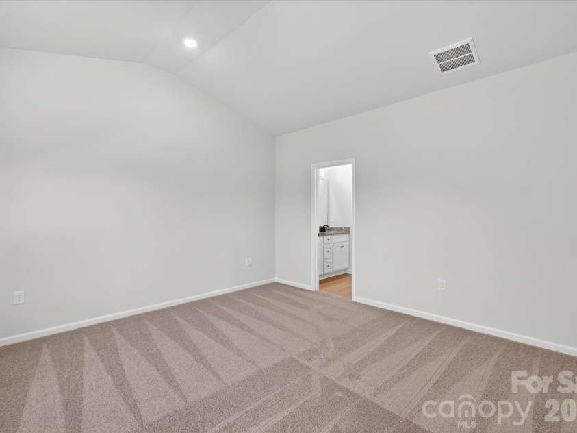 3646 Clover Valley Drive, Gastonia, NC 28052.  MLS# CAR4385292, YatesRealty ID 25005. 