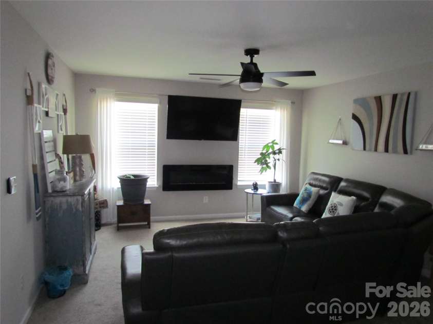 25655 Seagull Drive, Lancaster, SC 29720.  MLS# CAR4385958, YatesRealty ID 25006. Upstairs sitting area