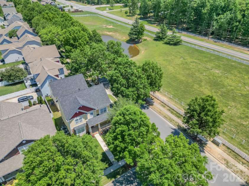 4000 Warwagon Drive, Indian Trail, NC 28079.  MLS# CAR4383365, YatesRealty ID 25008. 