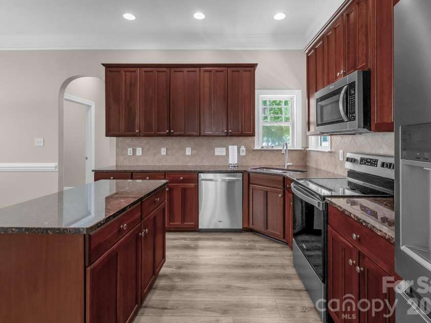 4000 Warwagon Drive, Indian Trail, NC 28079.  MLS# CAR4383365, YatesRealty ID 25008. 