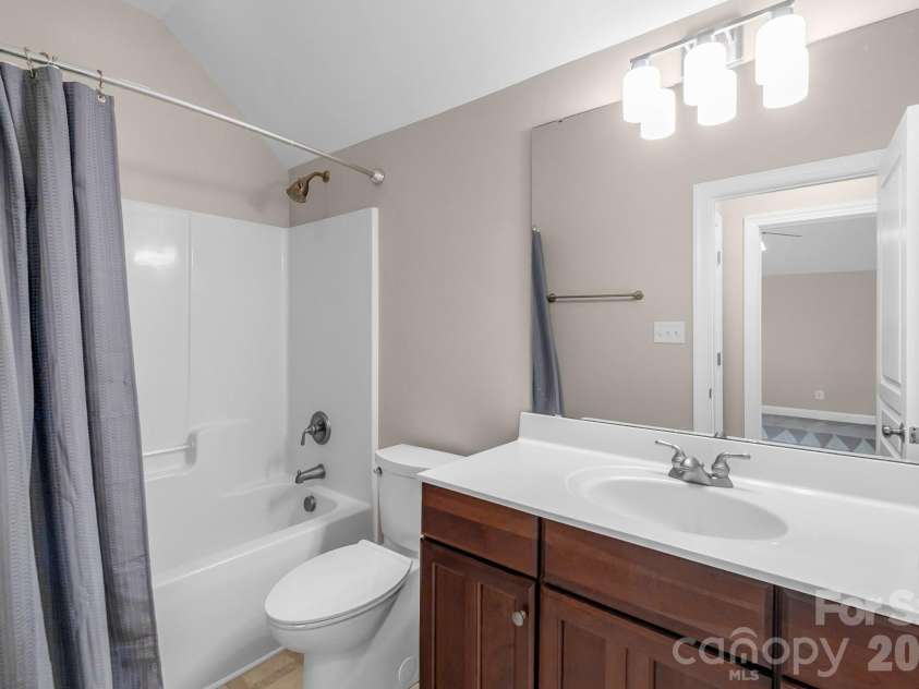 4000 Warwagon Drive, Indian Trail, NC 28079.  MLS# CAR4383365, YatesRealty ID 25008. 