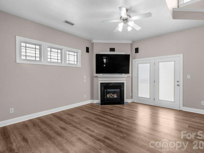 4000 Warwagon Drive, Indian Trail, NC 28079.  MLS# CAR4383365, YatesRealty ID 25008. Den