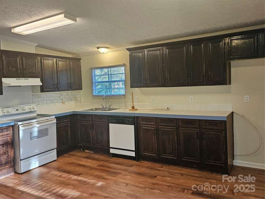 112 Thunder Road, China Grove, NC 28023.  MLS# CAR4250929, YatesRealty ID 25009. 