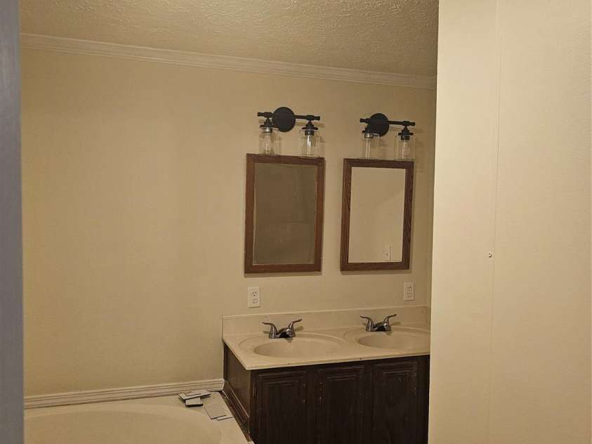 112 Thunder Road, China Grove, NC 28023.  MLS# CAR4250929, YatesRealty ID 25009. 