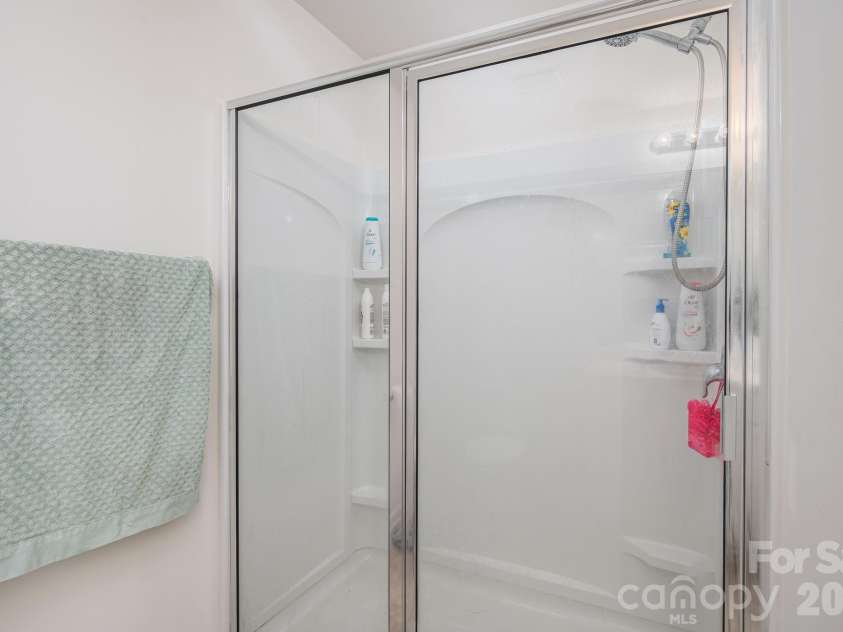 1536 Gaston Mountain Drive, Dallas, NC 28034.  MLS# CAR4385455, YatesRealty ID 25009. Primary bathroom shower