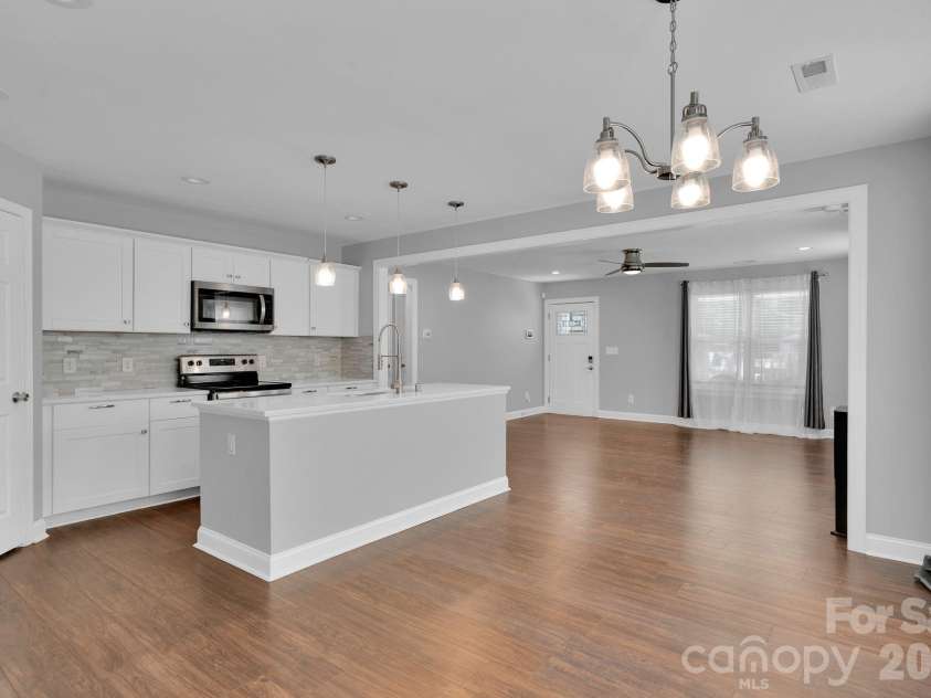 159 Madison Avenue, Concord, NC 28025.  MLS# CAR4315863, YatesRealty ID 2501. 