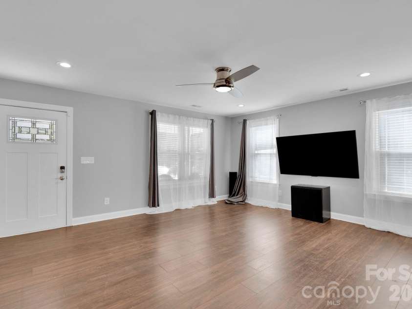 159 Madison Avenue, Concord, NC 28025.  MLS# CAR4315863, YatesRealty ID 2501. 