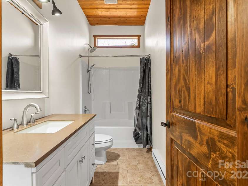 506 Silent Forest Drive, Canton, NC 28716.  MLS# CAR4231418, YatesRealty ID 2501. 
