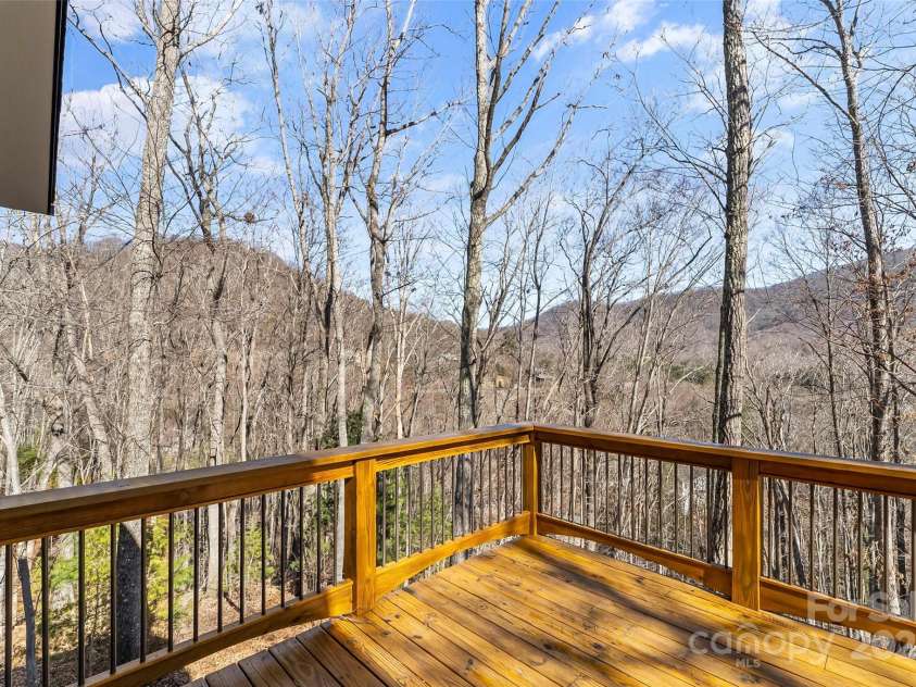 506 Silent Forest Drive, Canton, NC 28716.  MLS# CAR4231418, YatesRealty ID 2501. 