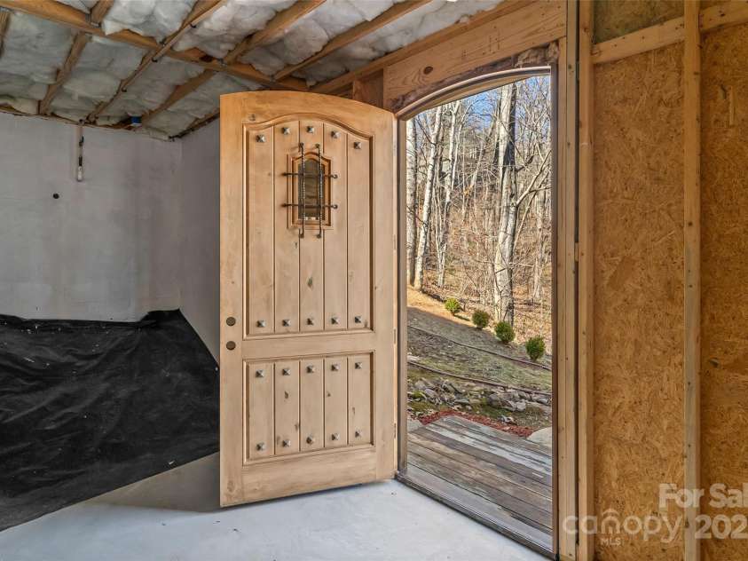 506 Silent Forest Drive, Canton, NC 28716.  MLS# CAR4231418, YatesRealty ID 2501. 