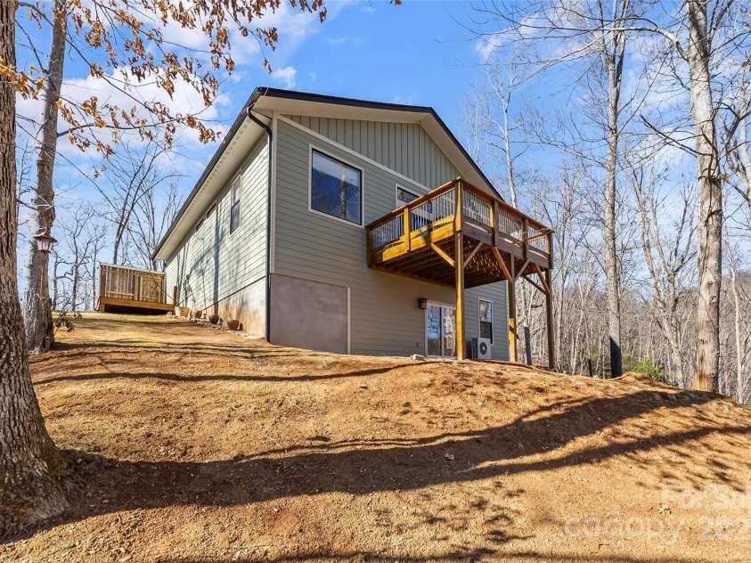 506 Silent Forest Drive, Canton, NC 28716.  MLS# CAR4231418, YatesRealty ID 2501. 
