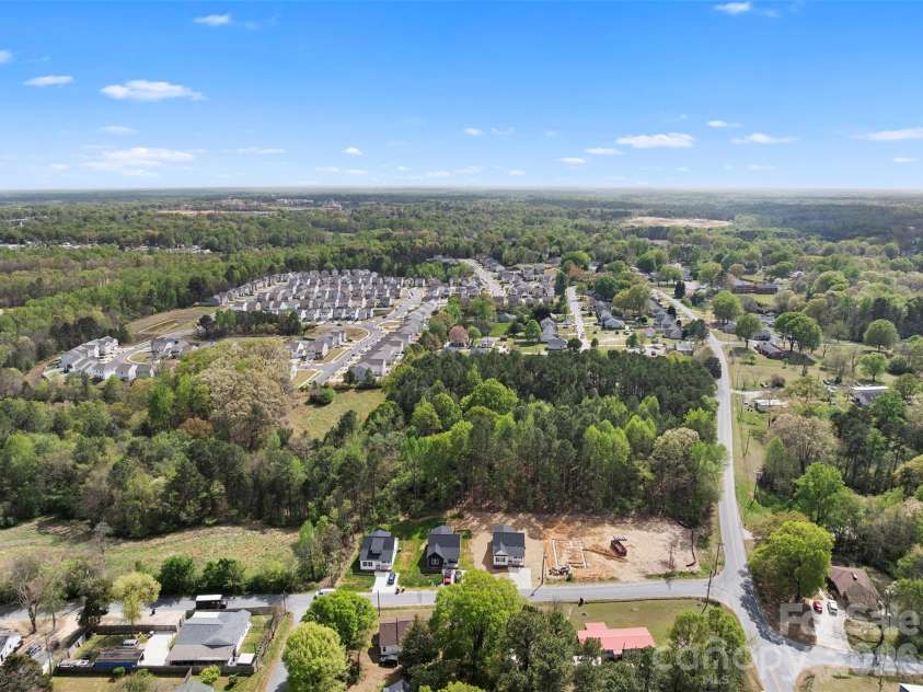 743 Jack Street, Kannapolis, NC 28081.  MLS# CAR4363804, YatesRealty ID 25010. 