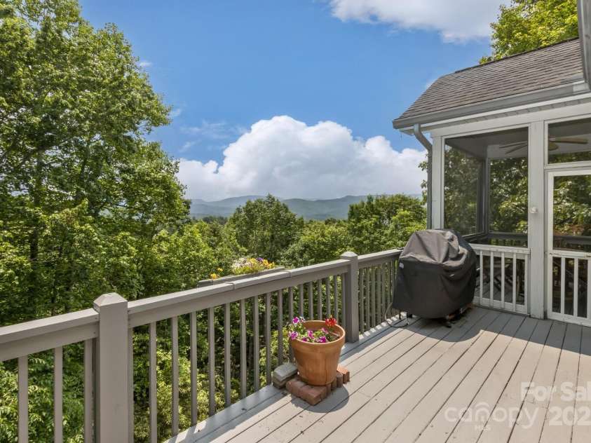 311 Mountain Crest Drive, Hendersonville, NC 28739.  MLS# CAR4268667, YatesRealty ID 25011. Big View Deck