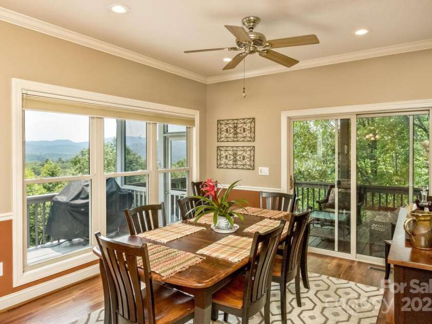 311 Mountain Crest Drive, Hendersonville, NC 28739.  MLS# CAR4268667, YatesRealty ID 25011. Big View Dining Area