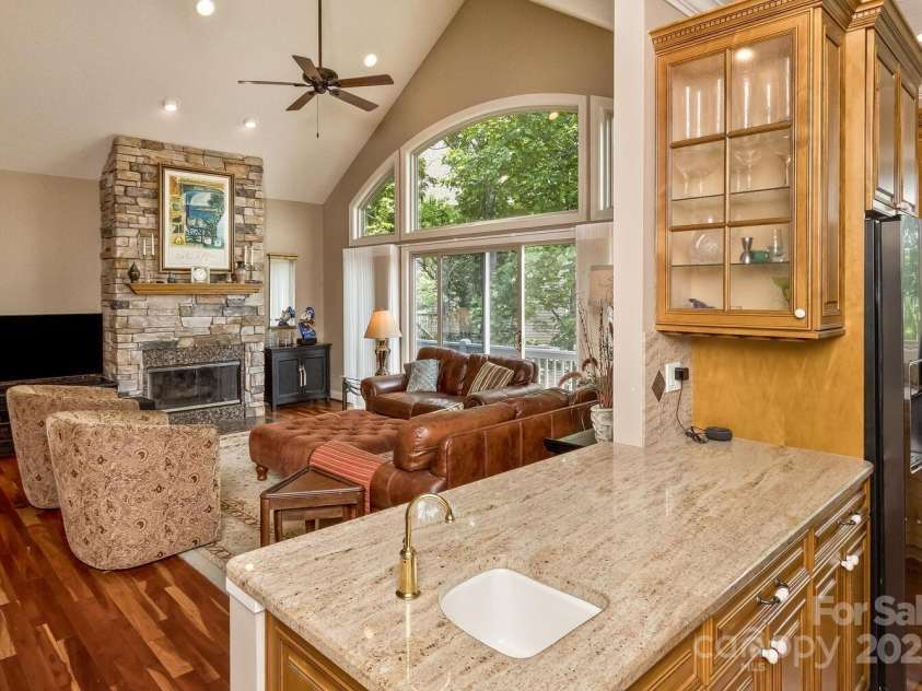 311 Mountain Crest Drive, Hendersonville, NC 28739.  MLS# CAR4268667, YatesRealty ID 25011. Open Floor Plan