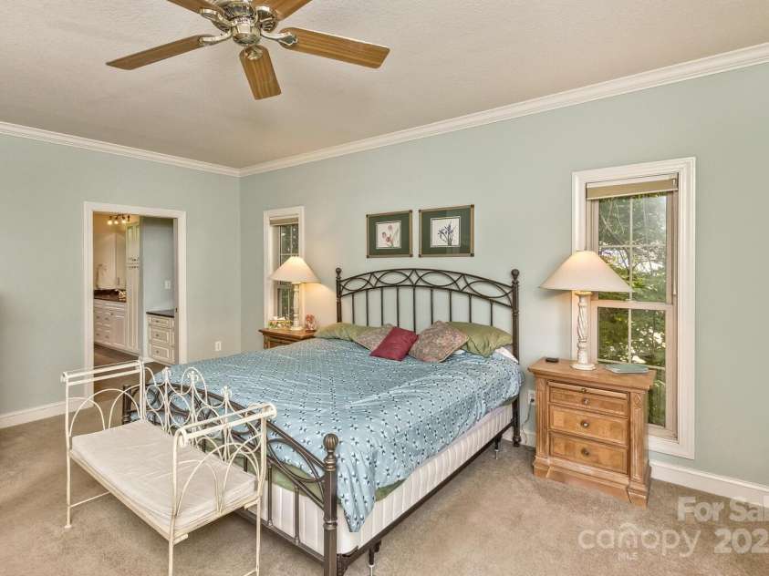 311 Mountain Crest Drive, Hendersonville, NC 28739.  MLS# CAR4268667, YatesRealty ID 25011. Spacious Primary BR