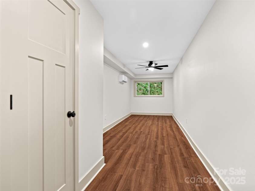 1065 Oak Ridge Lane, Mars Hill, NC 28754.  MLS# CAR4279845, YatesRealty ID 25012.  Basement Bedroom, 4