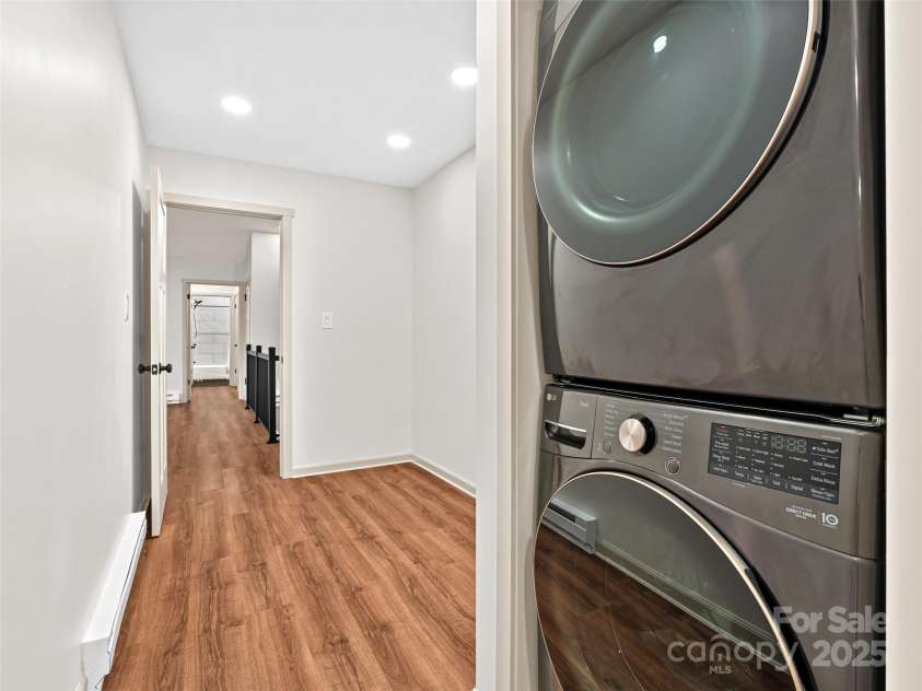 1065 Oak Ridge Lane, Mars Hill, NC 28754.  MLS# CAR4279845, YatesRealty ID 25012. Main Level Primary Suite