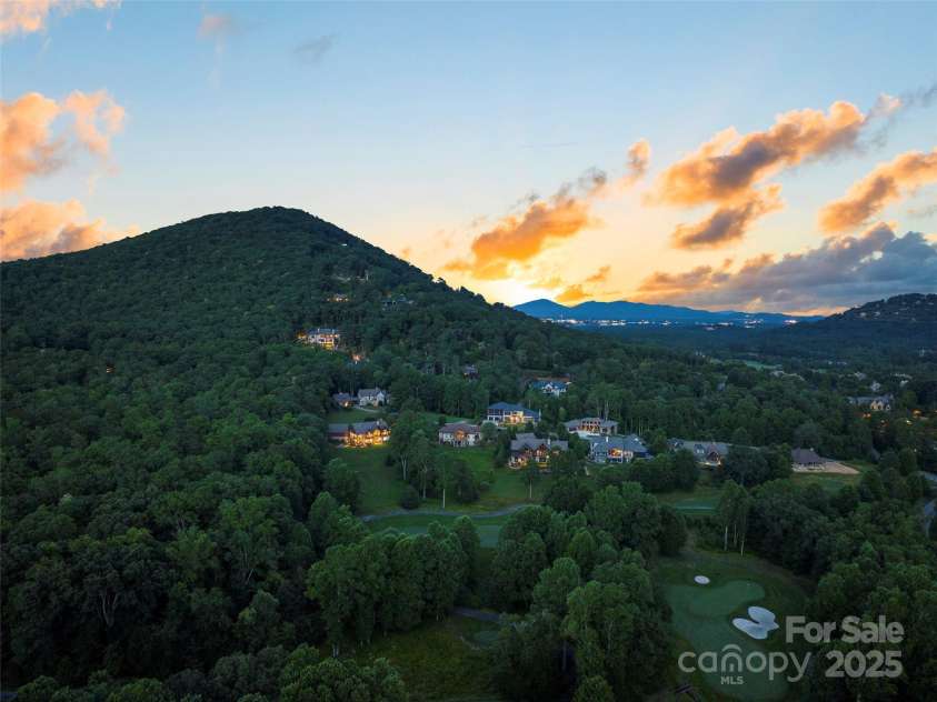 36 Rain Lily Trail, Arden, NC 28704.  MLS# CAR4275772, YatesRealty ID 25013. 