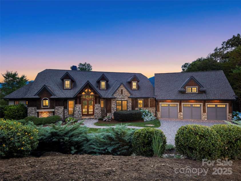 36 Rain Lily Trail, Arden, NC 28704.  MLS# CAR4275772, YatesRealty ID 25013. 