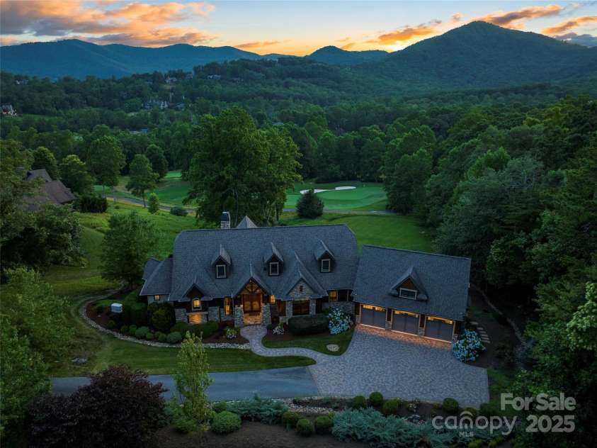36 Rain Lily Trail, Arden, NC 28704.  MLS# CAR4275772, YatesRealty ID 25013. 