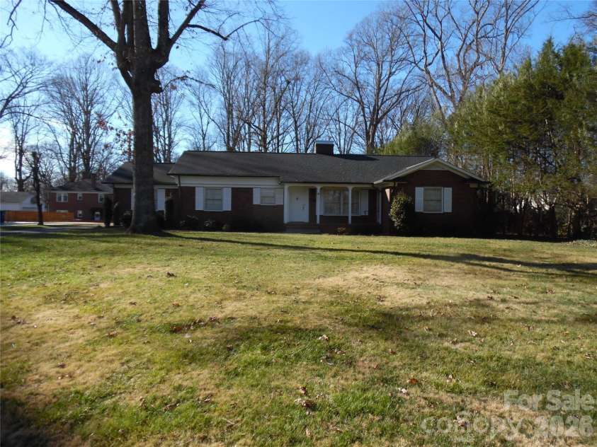 603 1st Avenue Place, Conover, NC 28613.  MLS# CAR4345018, YatesRealty ID 25014. 