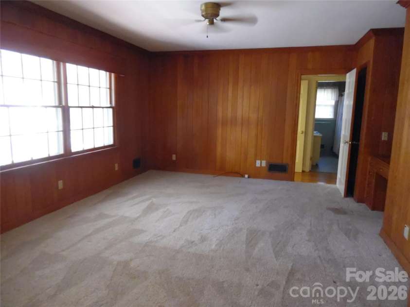 603 1st Avenue Place, Conover, NC 28613.  MLS# CAR4345018, YatesRealty ID 25014. 