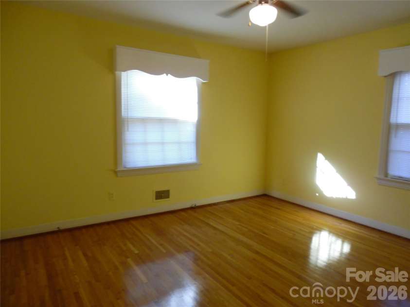603 1st Avenue Place, Conover, NC 28613.  MLS# CAR4345018, YatesRealty ID 25014. 