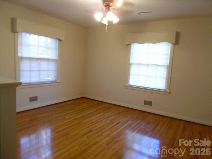 603 1st Avenue Place, Conover, NC 28613.  MLS# CAR4345018, YatesRealty ID 25014. 