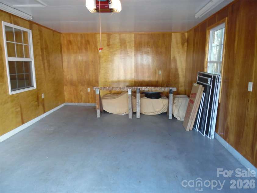 603 1st Avenue Place, Conover, NC 28613.  MLS# CAR4345018, YatesRealty ID 25014. 