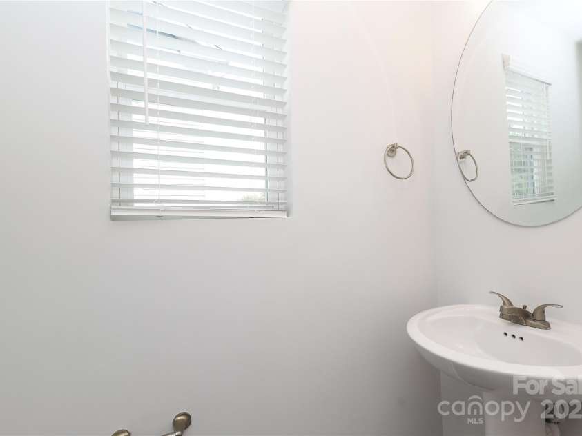 8232 Waxhaw Highway, Waxhaw, NC 29173.  MLS# CAR4238770, YatesRealty ID 25014. 