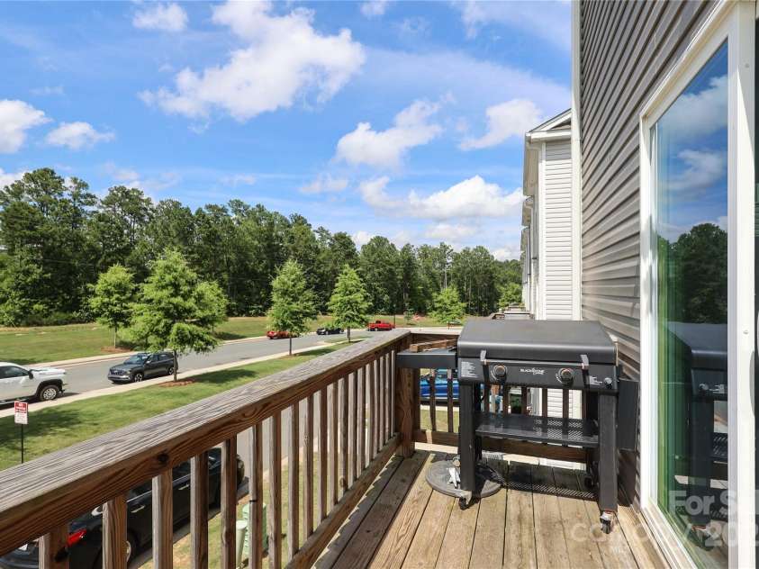 8232 Waxhaw Highway, Waxhaw, NC 29173.  MLS# CAR4238770, YatesRealty ID 25014. 
