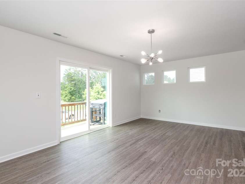 8232 Waxhaw Highway, Waxhaw, NC 29173.  MLS# CAR4238770, YatesRealty ID 25014. 