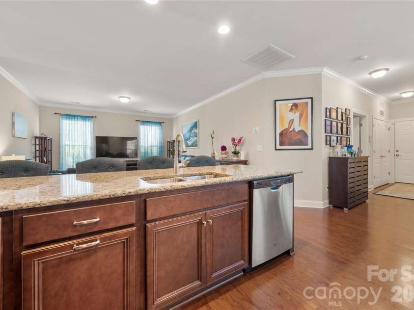 17726 Morehampton Avenue, Cornelius, NC 28031.  MLS# CAR4382566, YatesRealty ID 25015. 