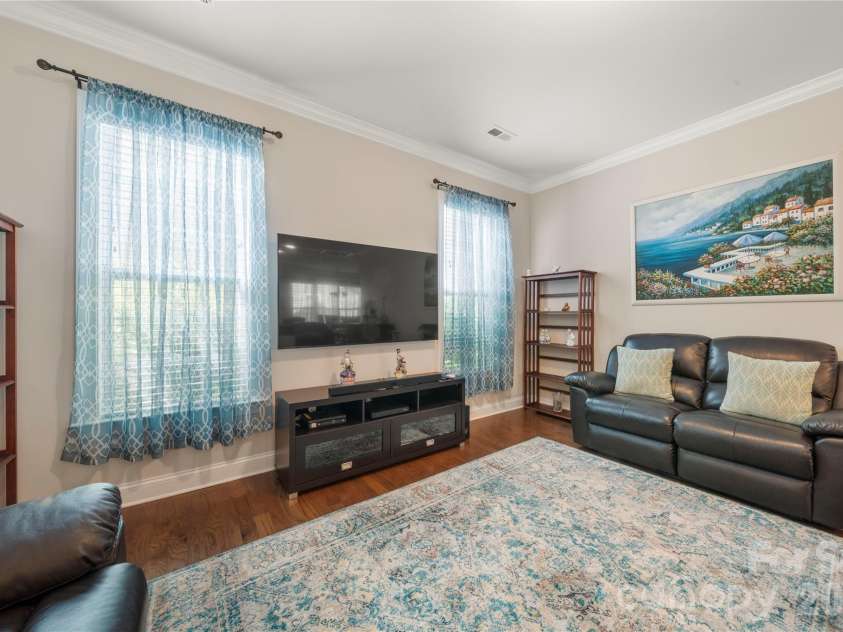 17726 Morehampton Avenue, Cornelius, NC 28031.  MLS# CAR4382566, YatesRealty ID 25015. 
