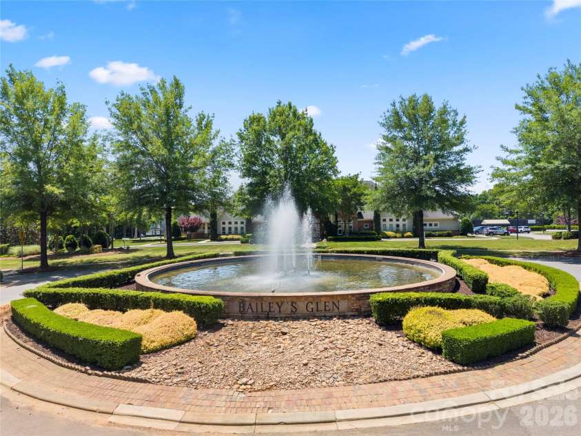 17726 Morehampton Avenue, Cornelius, NC 28031.  MLS# CAR4382566, YatesRealty ID 25015. 