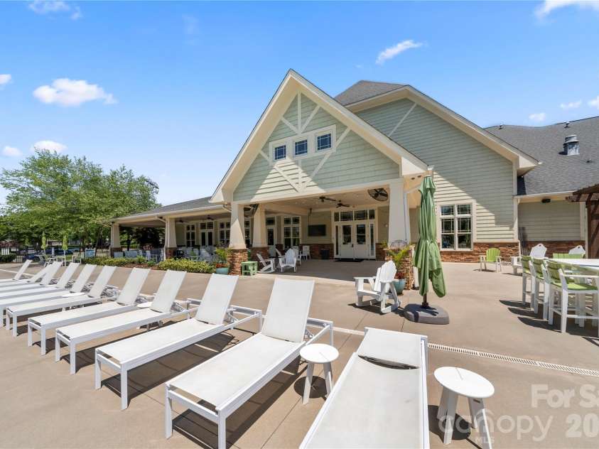 17726 Morehampton Avenue, Cornelius, NC 28031.  MLS# CAR4382566, YatesRealty ID 25015. 